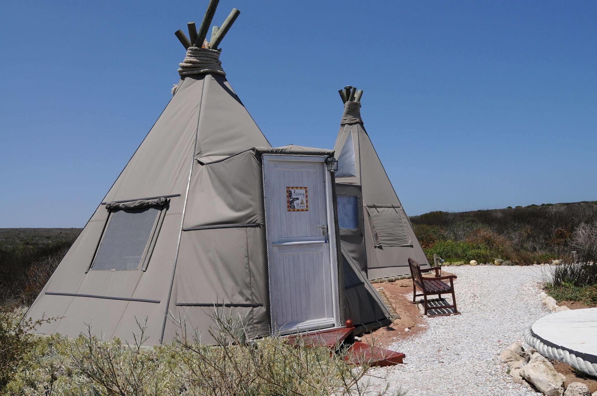 Farr Out Guest House Paternoster Exterior photo